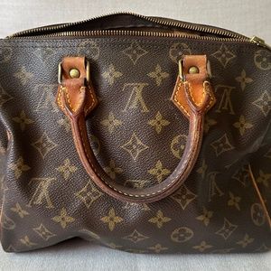 Authentic Louis Vuitton Speedy